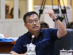 Kilas Balik 27 Agustus: Edy Wuryanto Desak Perpres Perlindungan Nakes Segera Terbit, “Profesionalisme Tak Bisa Dipisahkan dari Kesejahteraan”