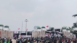 Ojol Kecewa Massa Pati Tinggalkan DPR: “Solidaritas Bukan Sekadar Datang, Lalu Pulang! 4 TUTURPEDIA - Ojol Kecewa Massa Pati Tinggalkan DPR: “Solidaritas Bukan Sekadar Datang, Lalu Pulang!
