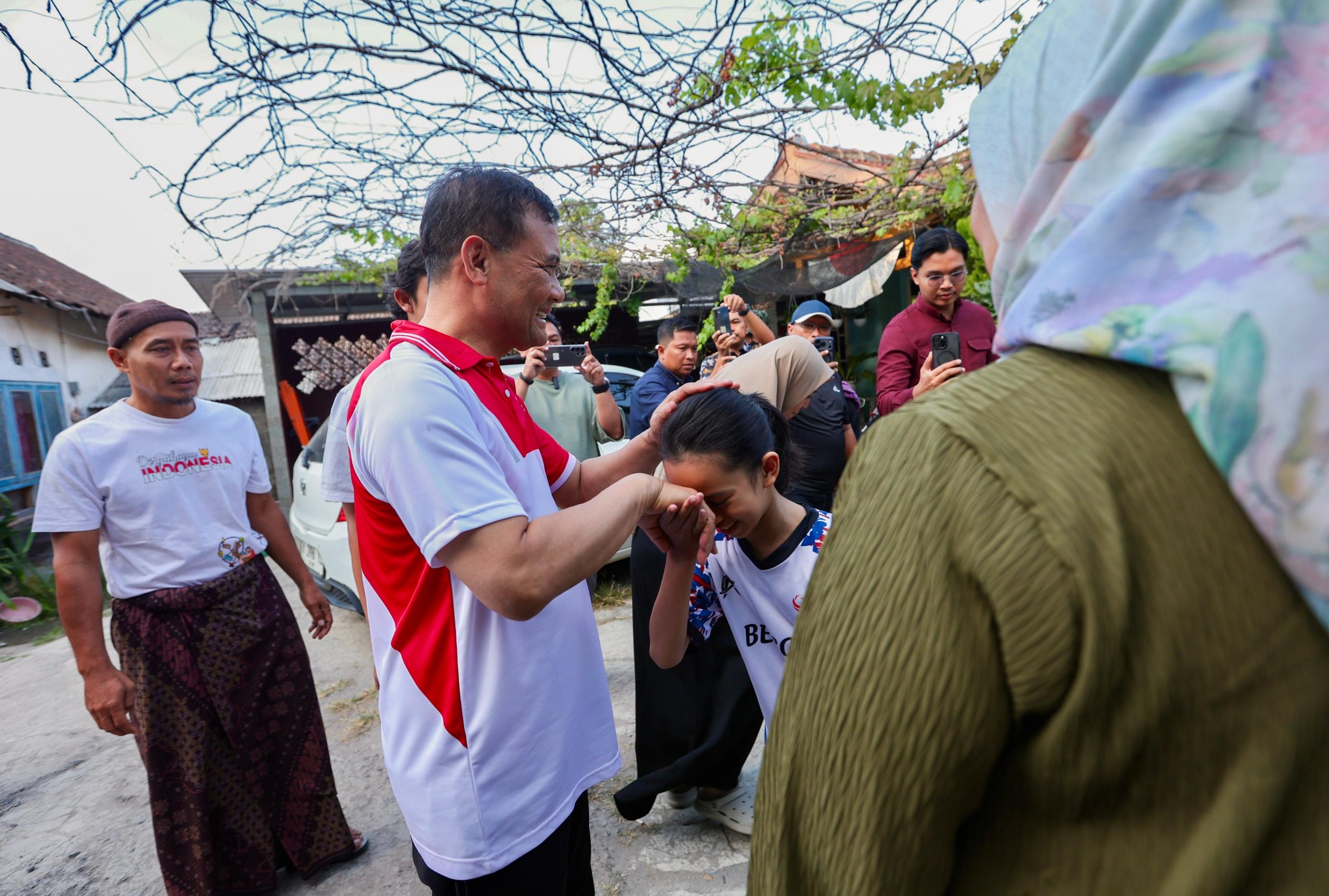 TUTURPEDIA - Ahmad Luthfi Datangi Rumah Mozza, Kuatkan Keluarga dan Kawal Kasus Sampai Tuntas