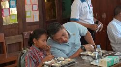 Sekolah Negeri Boleh Tolak MBG, BGN Tegaskan: Iya Semua atau Tidak Semua! 3 TUTURPEDIA - Sekolah Negeri Boleh Tolak MBG, BGN Tegaskan: Iya Semua atau Tidak Semua!