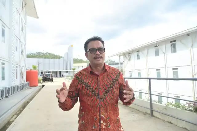 TUTURPEDIA - Edy Wuryanto Desak BGN Buka Data Keracunan MBG: Jangan Disembunyikan!
