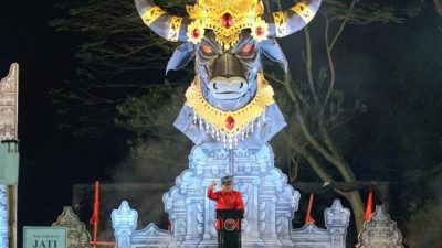 1.015 Kader PDI Perjuangan Berkumpul di Randublatung, Edy Wuryanto Tekankan Soliditas hingga Akar Rumput 9 TUTURPEDIA - 1.015 Kader PDI Perjuangan Berkumpul di Randublatung, Edy Wuryanto Tekankan Soliditas hingga Akar Rumput