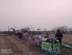Kopdar Tutup Musim Sangkara 2026 di Blora: Layangan Akhir Musim Bawa Berkah Pedagang, Rajut Persaudaraan di Tengah Sawah