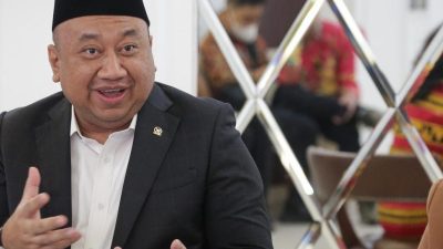 Guru Honorer Menanti Kepastian, DPR Sepakat Atur Batas Bawah Gaji dalam RUU Sisdiknas 9 TUTURPEDIA - Guru Honorer Menanti Kepastian, DPR Sepakat Atur Batas Bawah Gaji dalam RUU Sisdiknas