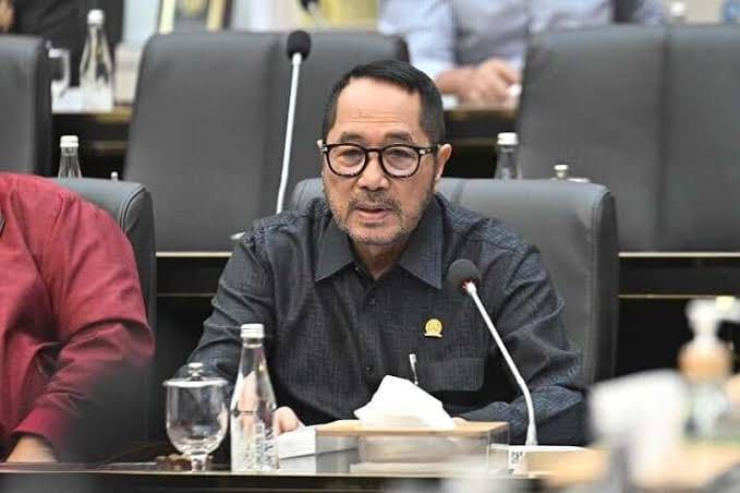 TUTURPEDIA - Firman Soebagyo Minta Pemerintah Tunda Kewajiban Sertifikat Halal, Pedagang Kecil Jangan Sampai Terbebani