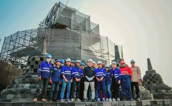 TUTURPEDIA - Pemugaran Mahastupa Borobudur Tak Tutup Total Wisata, Pengunjung Tetap Bisa Naik hingga Lantai 8