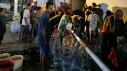 Sumur Warga Mengering, PT MCN Salurkan 20 Tangki Air Bersih ke Enam Desa di Cepu Blora 7 TUTURPEDIA - Sumur Warga Mengering, PT MCN Salurkan 20 Tangki Air Bersih ke Enam Desa di Cepu Blora