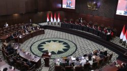 Gugat Kompensasi Tiang Listrik PLN Mentah di MK, Permohonan Pemohon Dinyatakan Kabur 8 TUTURPEDIA - Gugat Kompensasi Tiang Listrik PLN Mentah di MK, Permohonan Pemohon Dinyatakan Kabur