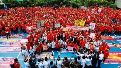 1.600 Pekerja PLN Menggema di Jakarta: “Siap Turun Lebih Besar!” Kedaulatan Listrik Jadi Harga Mati 16 TUTURPEDIA - 1.600 Pekerja PLN Menggema di Jakarta: “Siap Turun Lebih Besar!” Kedaulatan Listrik Jadi Harga Mati