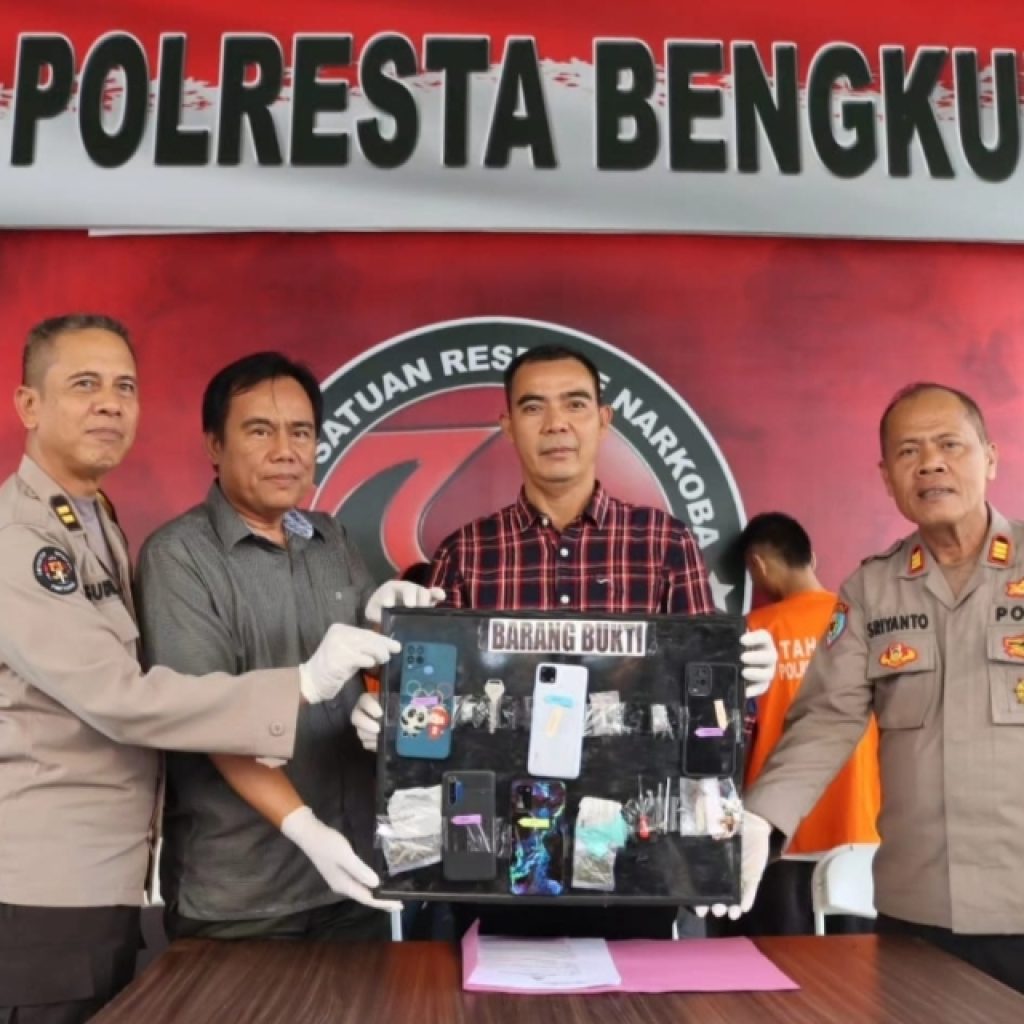 Berencana Mau Nikah, Pasangan Kekasih Ini Malah Dibekuk Polisi Karena Penyalahgunaan Narkoba