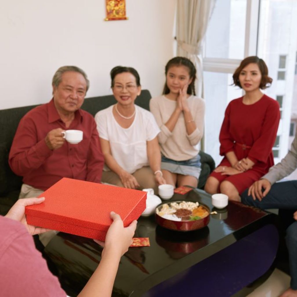 10 Rekomendasi Hadiah Imlek yang Sarat Makna untuk Keluarga dan Kerabat