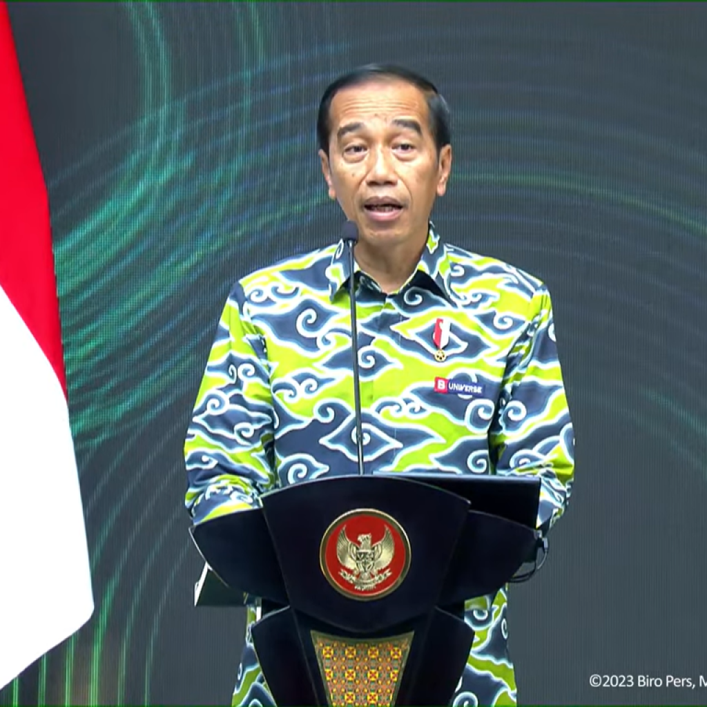 Investor Daily Summit 2023, Jokowi: Ekspor dan Investasi Menjadi Dasar bagi Pertumbuhan Ekonomi Indonesia
