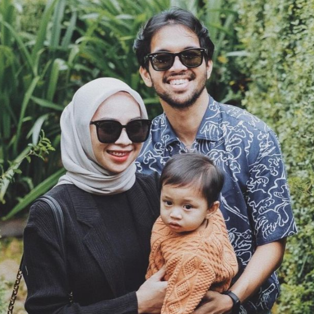 Ira Nandha umumkan mengandung anak kedua Elmer Syaherman. Foto: instagram.com/elmersyaherman_