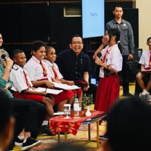 Tanya Anak SD ke Jokowi: Kenapa Ibu Kota Tidak Dipindah ke Papua?
