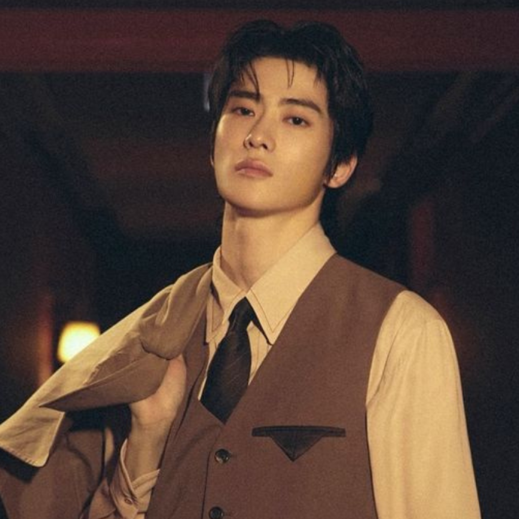 TUTURPEDIA - Jaehyun NCT Resmi Debut Solo dengan Album 'J' dan Luncurkan MV Smoke