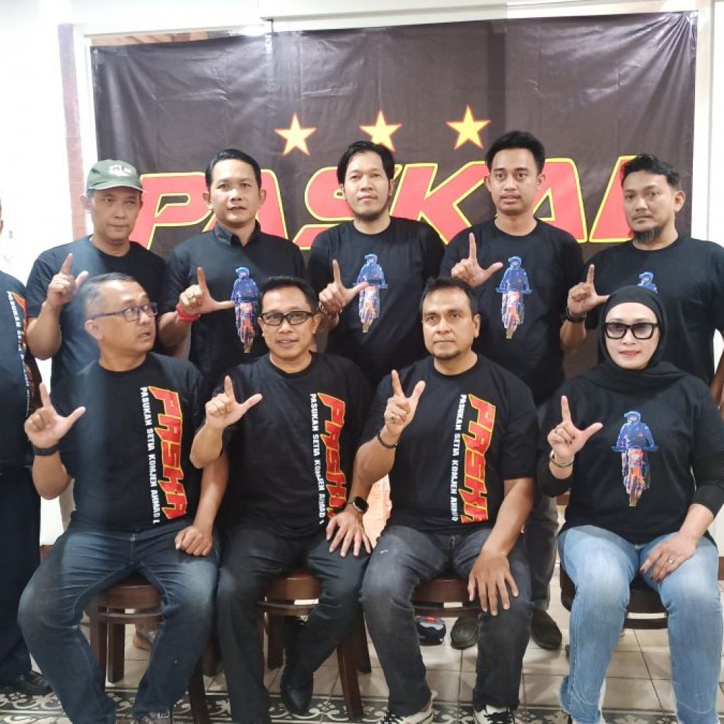Jajaran relawan Paskal Jateng siap kawal Ahmad Luthfi dan Taj Yasin ke KPU Jateng. Foto: Dok. Alan Henry