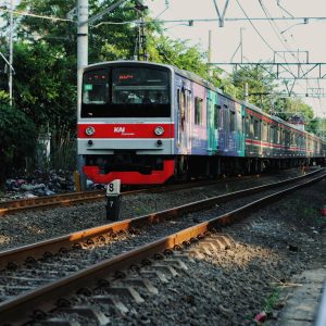 Jam Operasional KRL, MRT, dan LRT Diperpanjang Saat Tahun Baru, Berikut Jadwalnya!