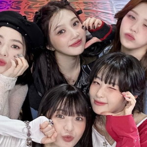 Jejak Manis Red Velvet di Indonesia: Dari Ngopi Santai hingga Bikin TikTok Challenge di Plaza Senayan