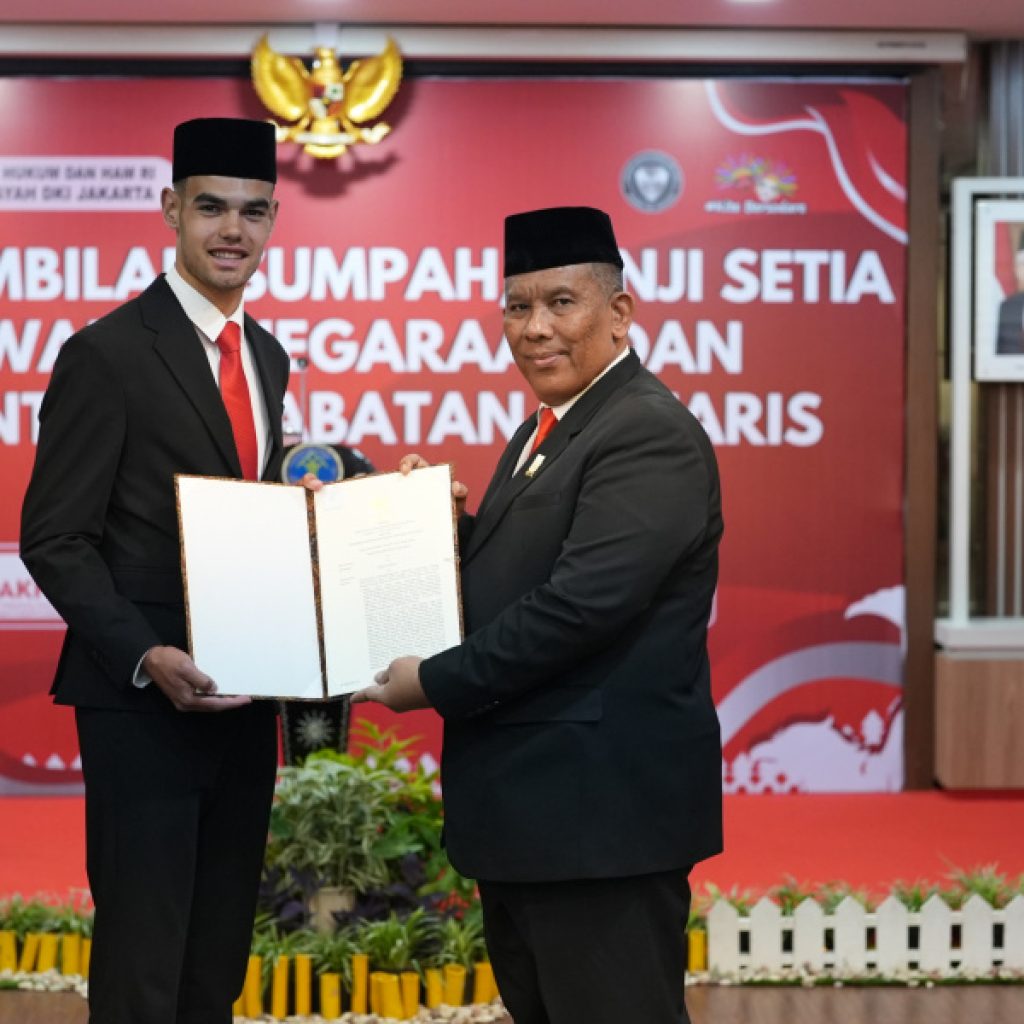 Jens Raven sah menjadi WNI, siap perkuat timnas U-19 Indonesia. Foto: PSSI