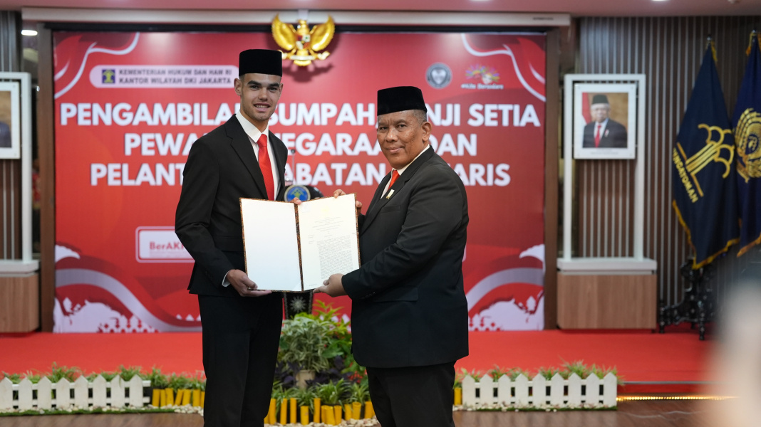 Jens Raven sah menjadi WNI, siap perkuat timnas U-19 Indonesia. Foto: PSSI
