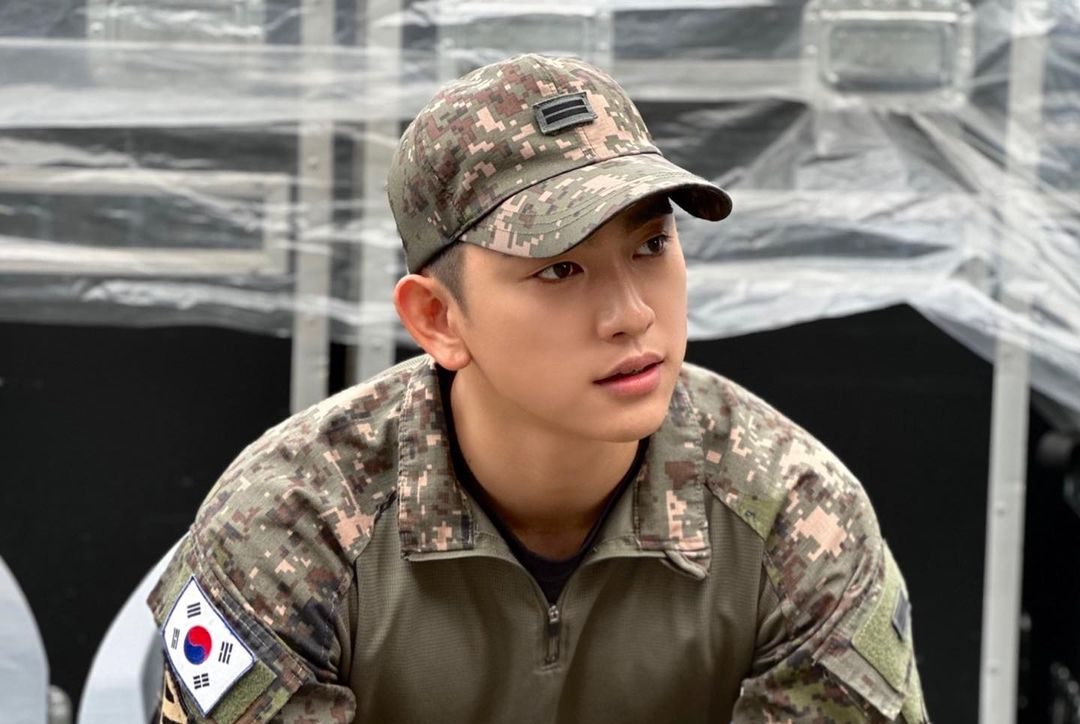 Jinyoung GOT7 selesai wajib militer, kembali syuting untuk proyek drama. Foto: instagram.com/jinyoung_0922jy