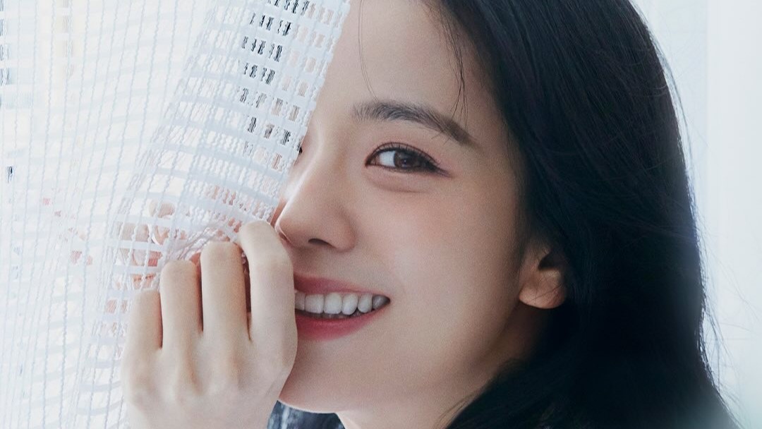 Jisoo BLACKPINK telah mendirikan agensi BLISSOO. Foto: instagram.com/blissoo_official