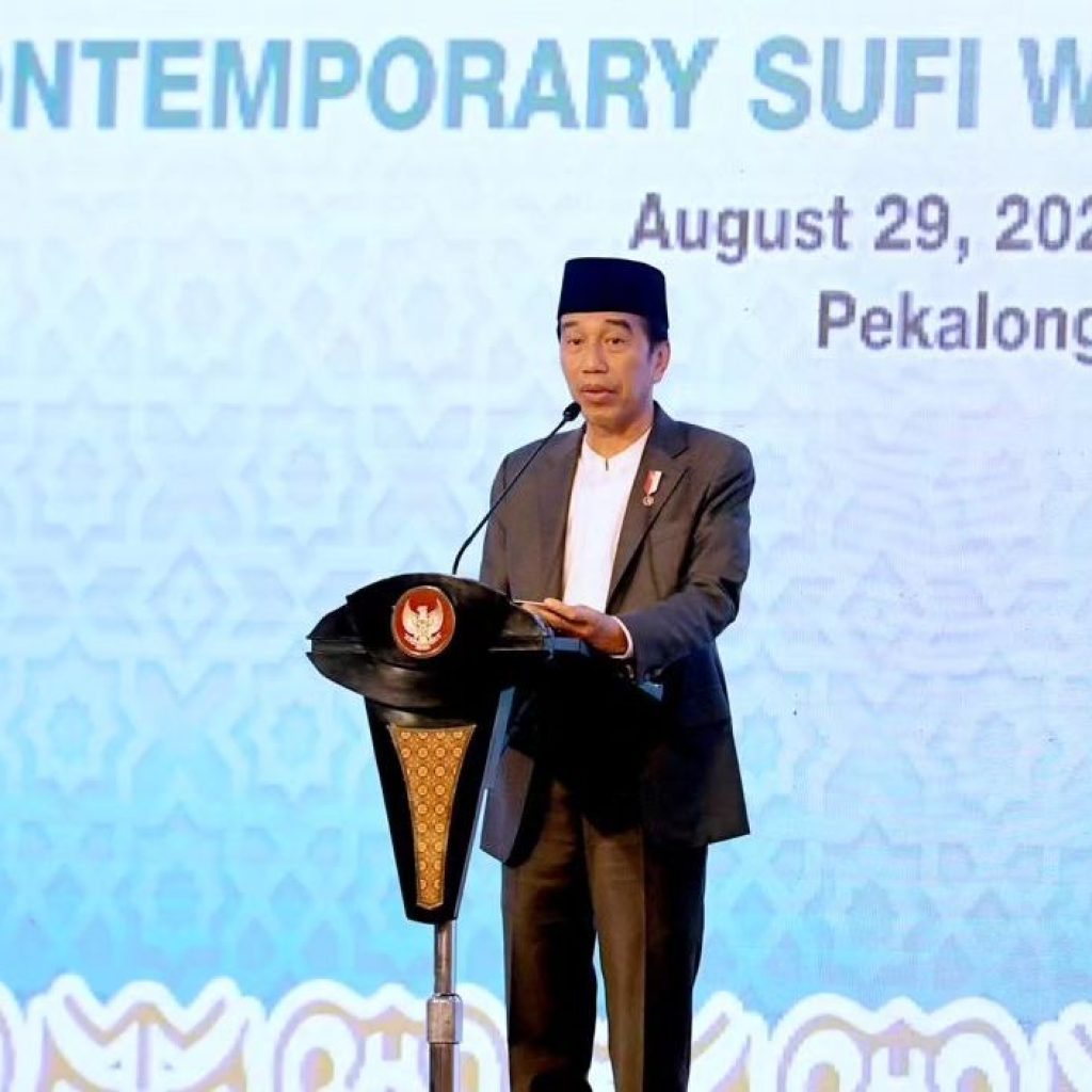 Presiden Jokowi berikan sambutan untuk acara Muktamar Sufi 2023. Foto: Instagram @jokowi