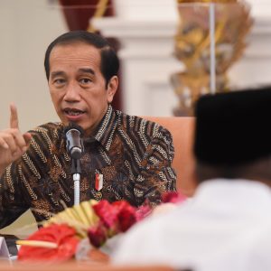 Jokowi Tanggapi Isu Mahfud MD Mundur dari Kabinet: Itu Hak dan Saya Hargai