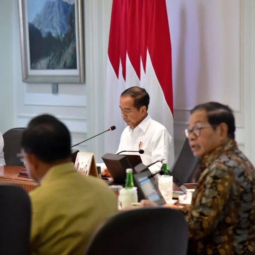 Presiden Jokowi Gelar Rapat Kabinet Perdana di IKN 12 Agustus 2024, Semua Menteri Hadir