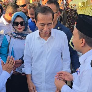 Jokowi Perintahkan Cabup Blora Arief Rohman Selesaikan Masalah Desa Jurangjero 