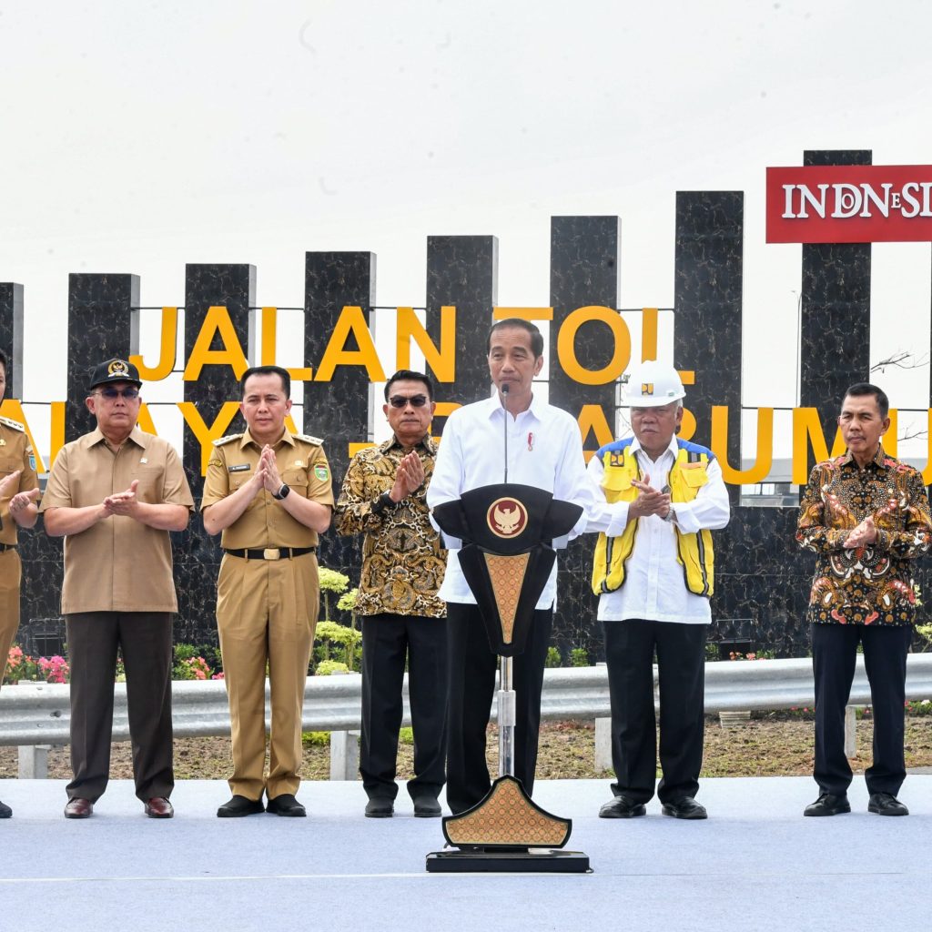 Jokowi Resmikan Jalan Tol Indralaya-Prabumulih Senilai Rp 12,5 Triliun