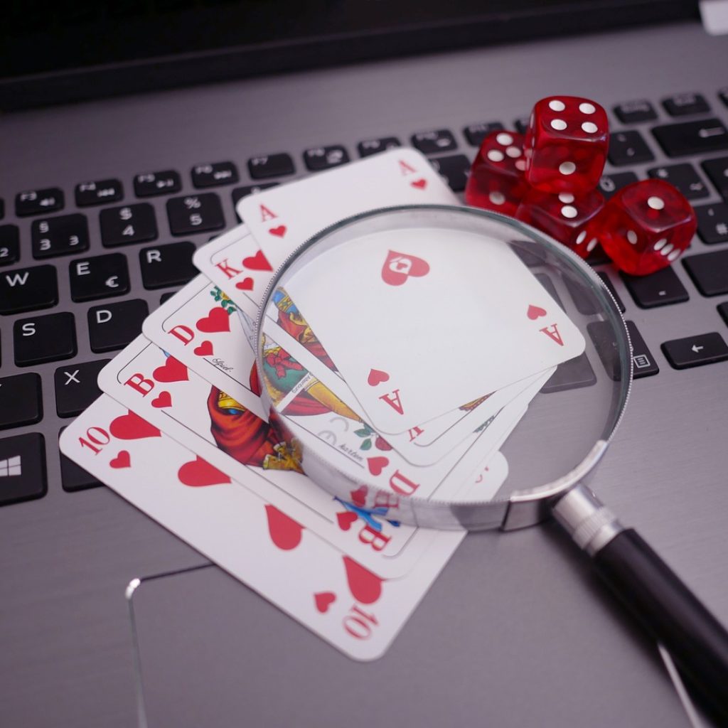 Perputaran uang judi online tahun 2023 capai 327 triliun. Foto: pixabay.com/besteonlinecasinos
