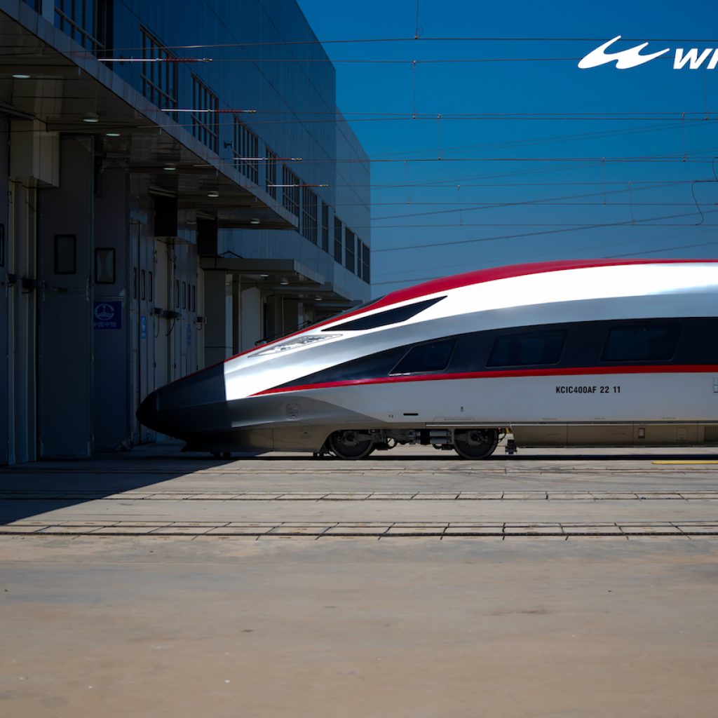 Catat Tanggalnya! KCIC akan Terapkan Tarif Dinamis untuk Pengguna Whoosh Tahun Ini