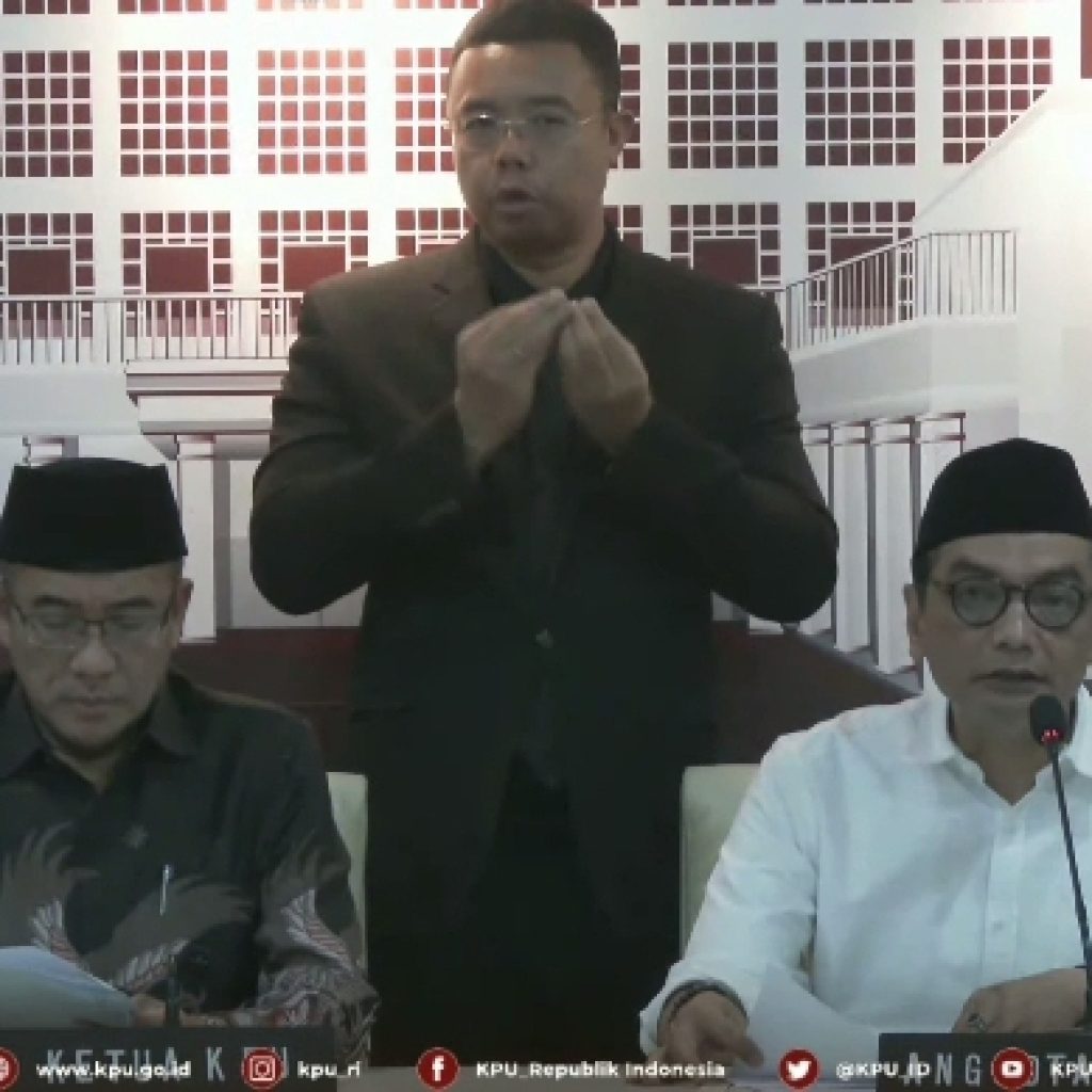 TUTURPEDIA - Aksi Bagi-bagi Uangnya Dianggap Sebagai Dugaan Pidana Pemilu, Bawaslu Akan Usut dan Panggil Gus Miftah 