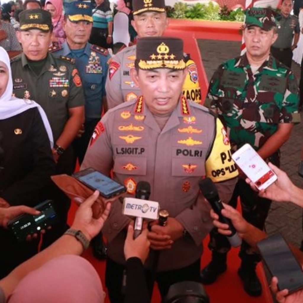 Sempat ricuh, Kapolri tegaskan situasi Papua terkait proses pemakaman Lukas Enembe sudah aman. Foto: PMJ News