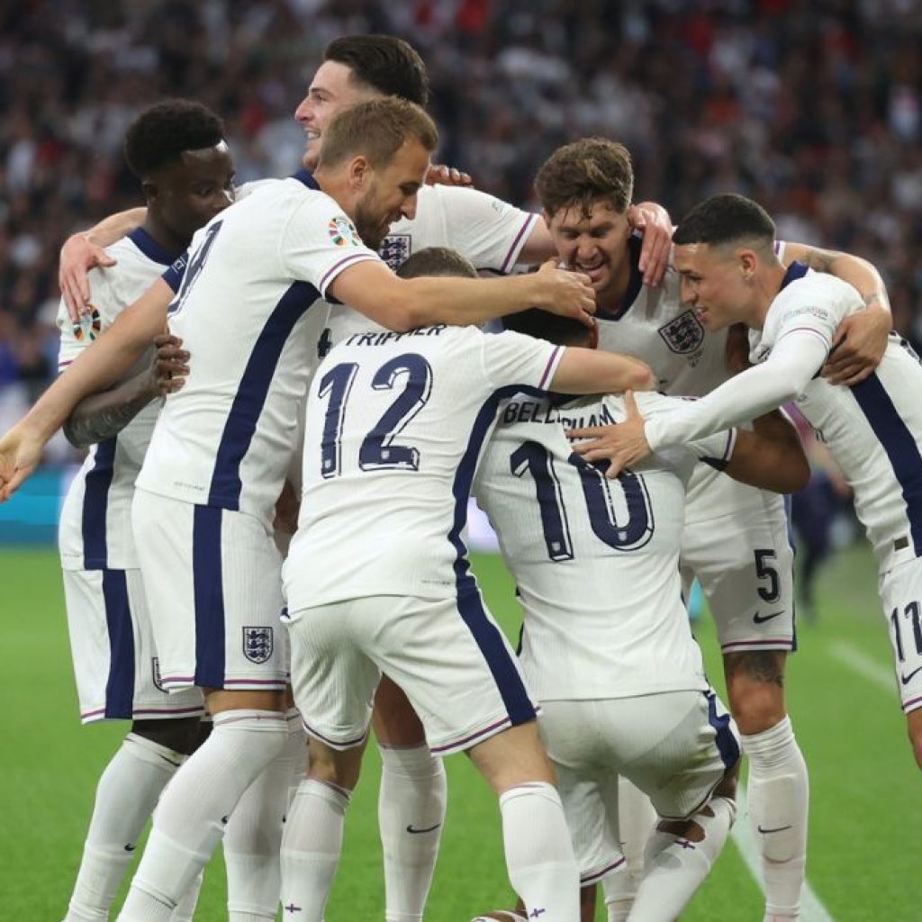 TUTURPEDIA - UEFA Temukan Kasus Rasisme di Pertandingan Inggris Vs Serbia, Sekarang Ulah Siapa?