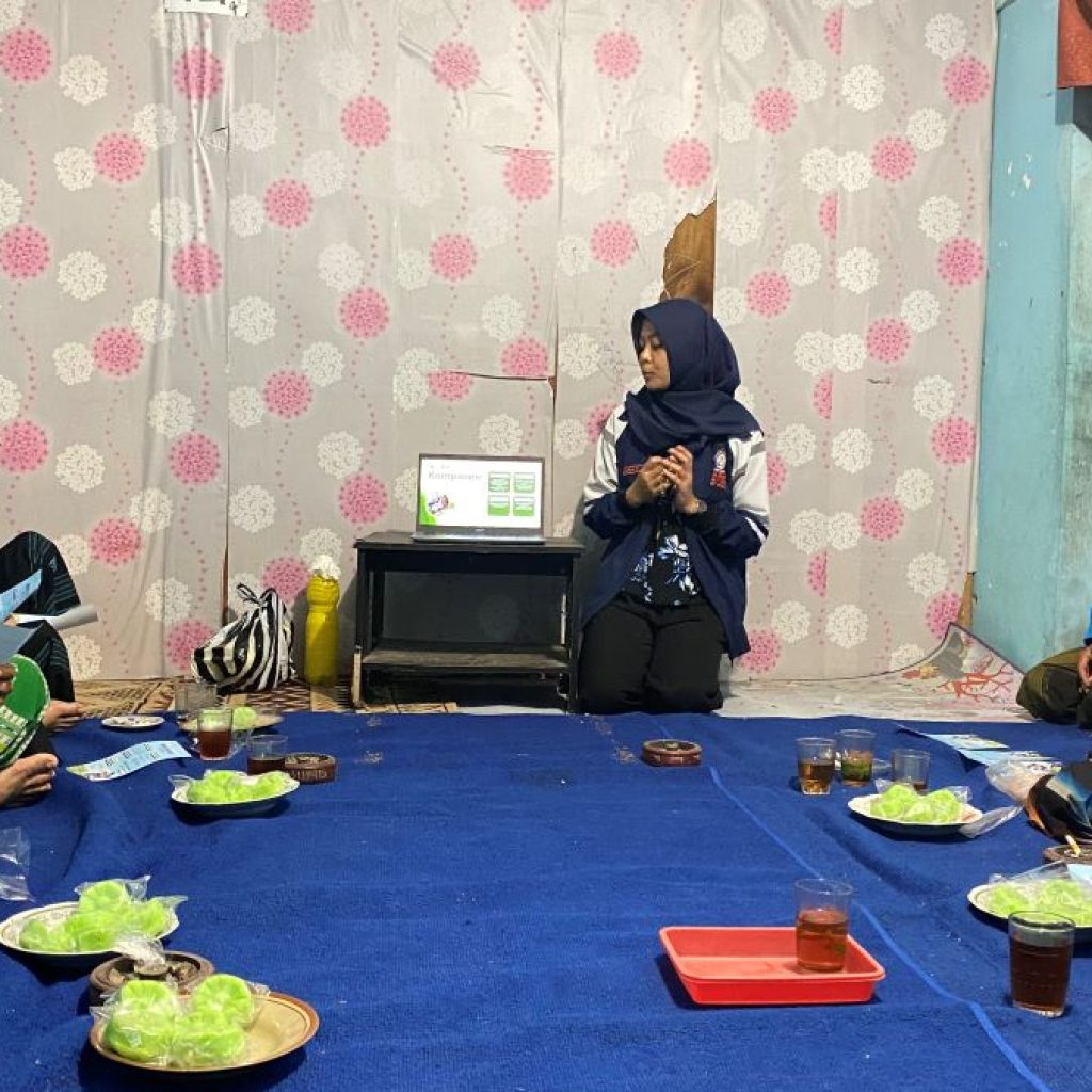Pemaparan penghitungan Break Even Point ke Kelompok Tani Sidodadi untuk usaha tani. Foto: Dok. Ixora F
