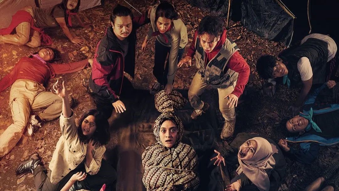 Sinopsis film Kemah Terlarang Kesurupan Massal. Foto: instagram.com/kemahterlarangfilm