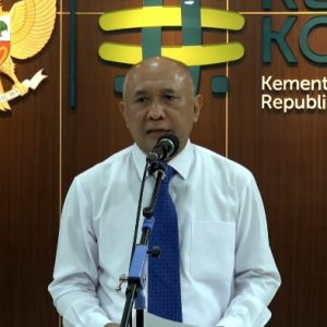 Menkop UKM Pastikan Tak Larang Warung Madura Buka 24 Jam