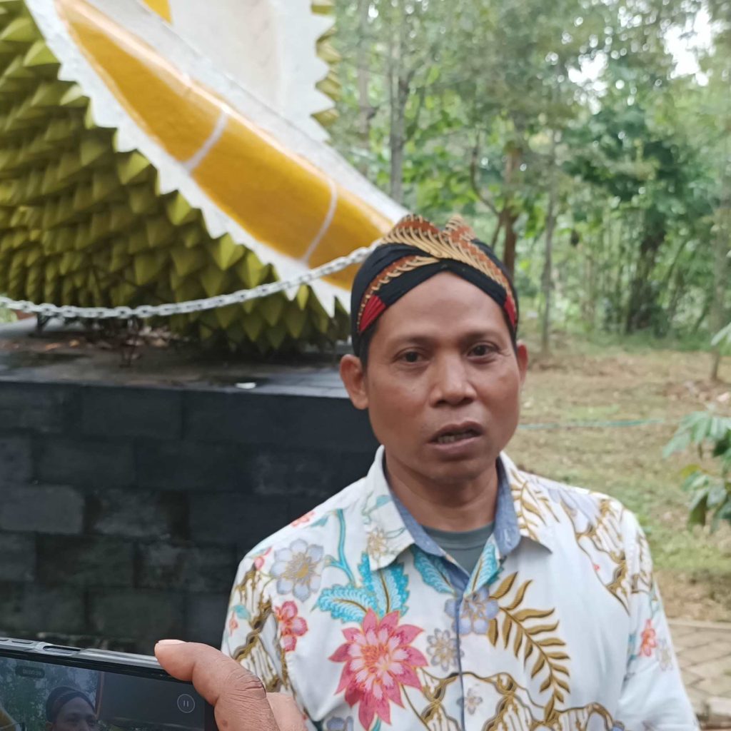 Desa Tunjungan gelar sedekah durian di Dukuh Nglawungan. Foto: Dok. Lilik Yuliantoro