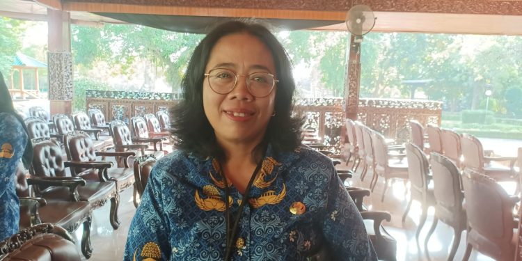 Beredar video perangkat desa membagikan kaos di Blora. Foto: Dok. Lilik Yuliantoro