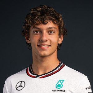 Kimi Antonelli Resmi Gabung Mercedes, Jadi Rekan Setim George Russell Mulai F1 2025