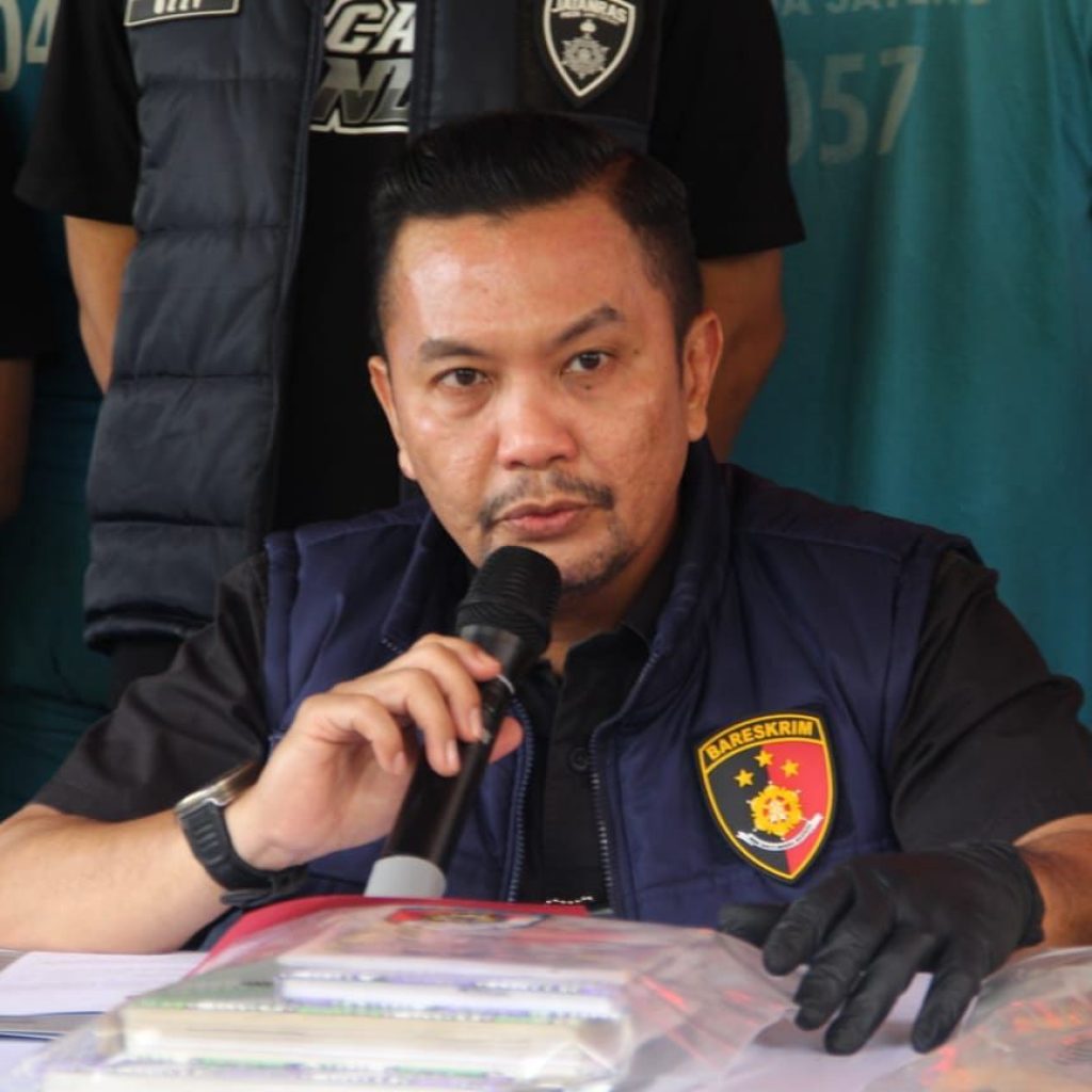 Kombes Pol Johanson Ronald Simamora jelaskan pihak Polda Jateng tak segan hukum DC yang arogan. Foto: Istimewa