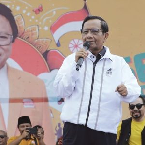 Mahfud MD Komentari Beras Bulog Berstiker Prabowo-Gibran: Harus Diusut