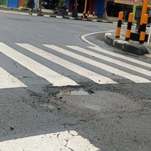 Akibat Hujan Tak Henti, Kondisi Jalan di Sejumlah Wilayah Kota Blora Berlubang
