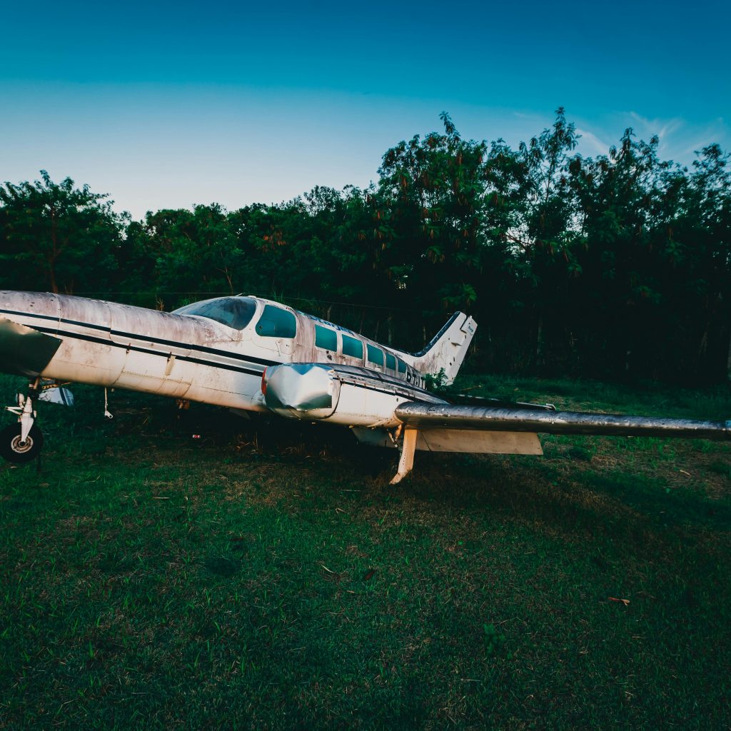 TUTURPEDIA - Tim SAR Lakukan Evakuasi Pesawat Smart Air yang Jatuh di Nunukan, Begini Kondisi Pilot Saat Ditemukan