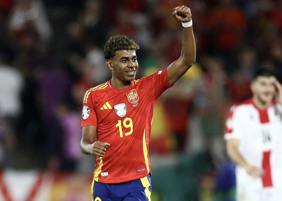 Bek timnas Jerman, David Raum nilai Lamine Yamal bermain sangat baik di Euro 2024. Foto: x.com/LamineeYamal