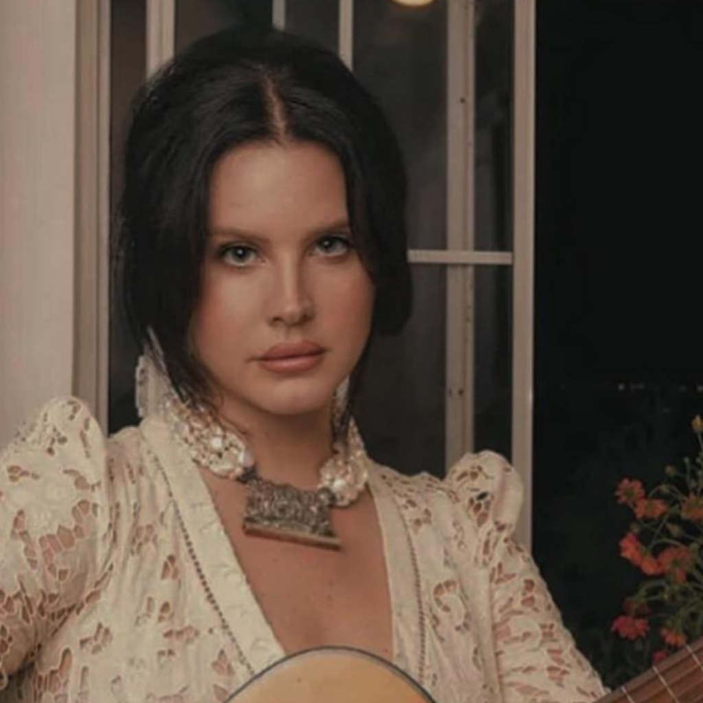 Lana Del Rey menikah dengan Jeremy Dufrene. Foto: instagram.com/honeymoon