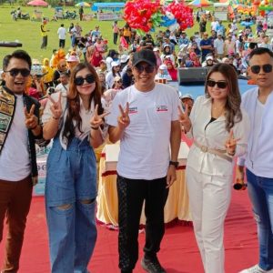 Ratusan Masyarakat Datangi Lapangan Sambongrejo Tunjungan, Ada Apa?