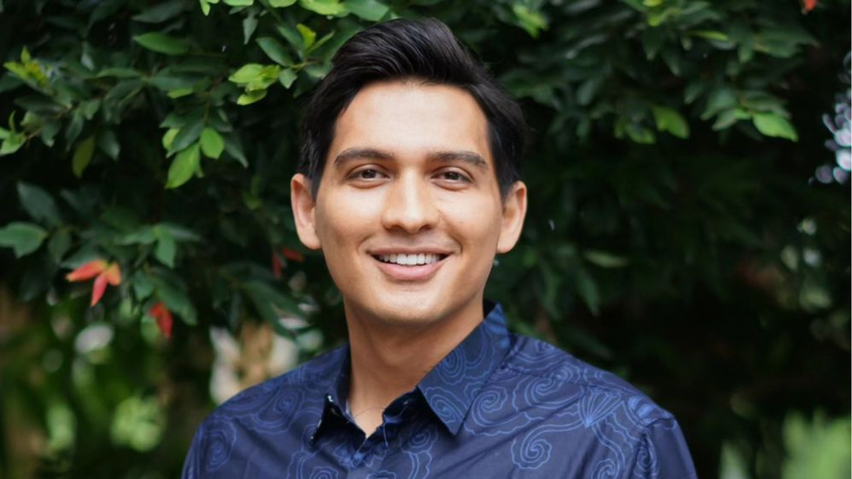 Lucky Hakim bantah tim sukses dan orangnya mengadang iringan rombongan Cabup Nina Agustina saat hendak kampanye. Foto: instagram.com/luckyhakimofficial